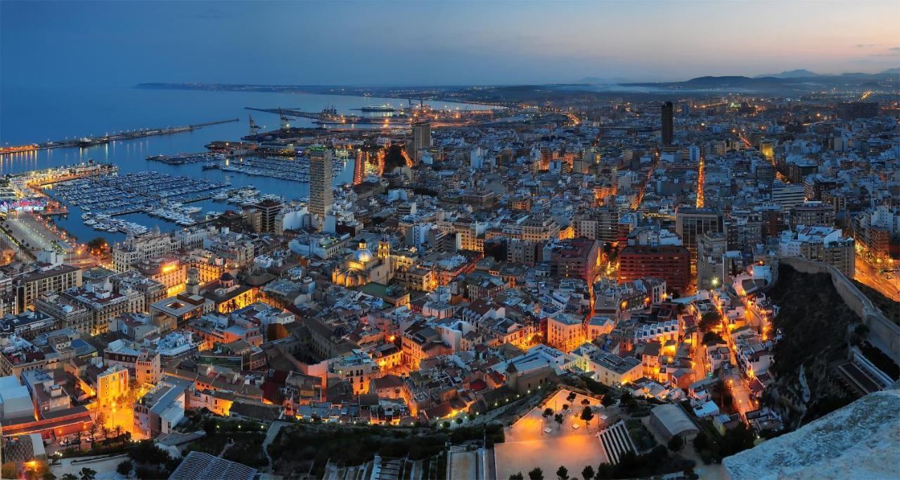 Estudio Playa Del Postiguet Alicante Ngoại thất bức ảnh